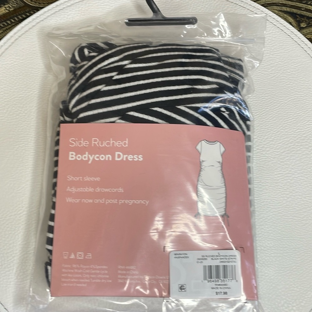 Side Ruched Destination Maternity Bodycon Black and White Striped Dress NWT - Picture 2 of 6